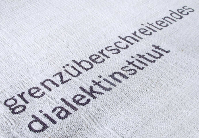 Logo für das Grenzüberschreitende Dialektinstitut