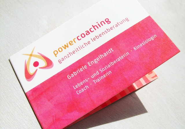 Projekt: powercoaching – Corporate Design (Grafikdesign, Klappvisitenkarte)