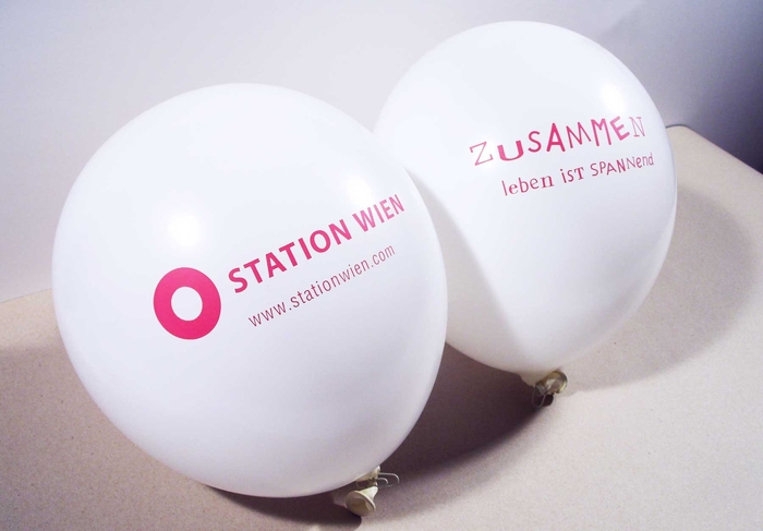 Station Wien – Lufballons mit Logoaufdruck